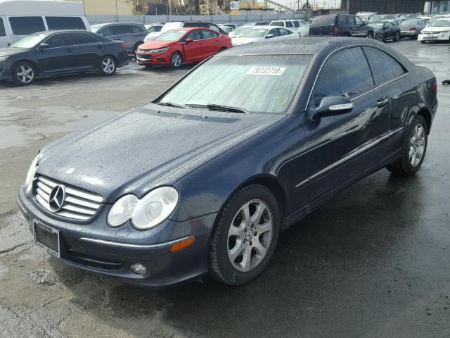 WDBTJ65J53F054148 - 2003 MERCEDES-BENZ CLK 320C BLUE photo 2