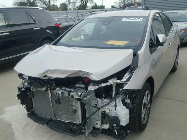 JTDKARFP9H3004718 - 2017 TOYOTA PRIUS PRIM ვერცხლისფერი ფოტო 2