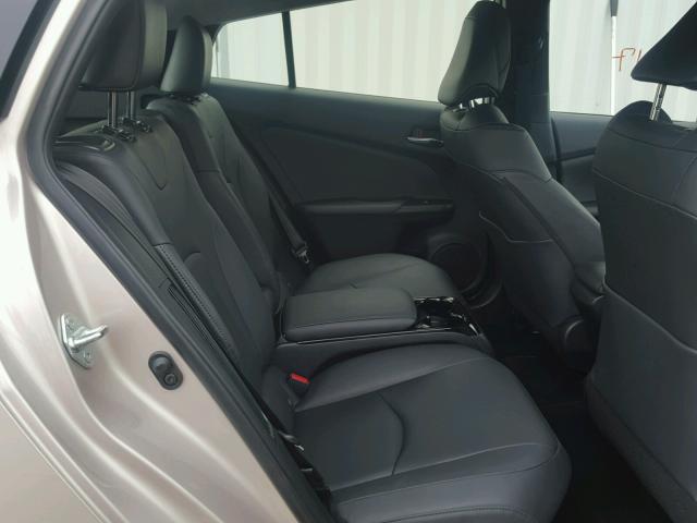 JTDKARFP9H3004718 - 2017 TOYOTA PRIUS PRIM ვერცხლისფერი ფოტო 6