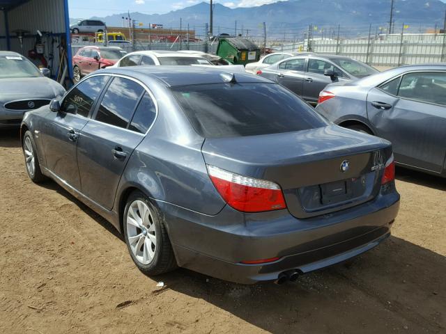 WBANV93549C135154 - 2009 BMW 535 XI GRAY photo 3