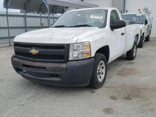 1GCNCPEX0BZ184821 - 2011 CHEVROLET SILVERADO WHITE photo 2