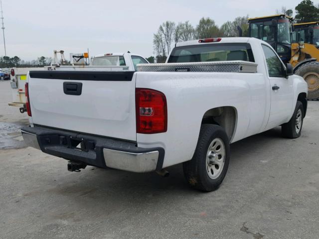 1GCNCPEX0BZ184821 - 2011 CHEVROLET SILVERADO WHITE photo 4