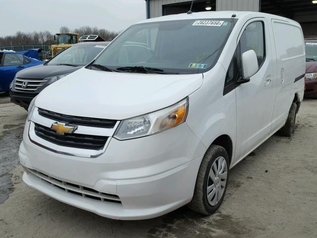 3N63M0ZN6FK708137 - 2015 CHEVROLET CITY EXPRE WHITE photo 2