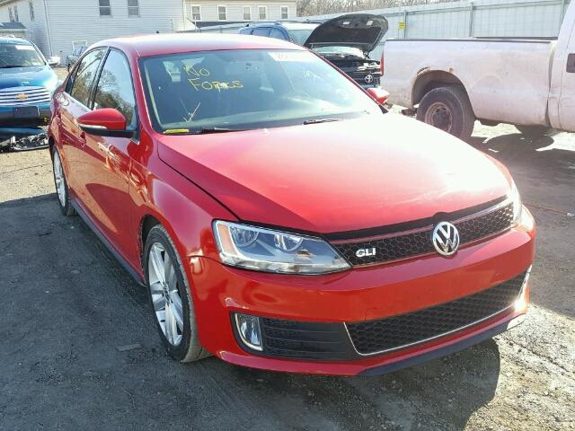 3VW4A7AJ3CM102681 - 2012 VOLKSWAGEN JETTA GLI RED photo 1