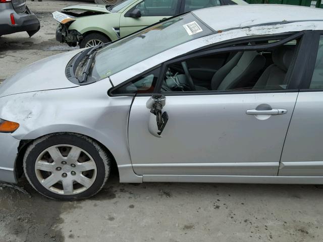 1HGFA16567L075795 - 2007 HONDA CIVIC LX SILVER photo 9