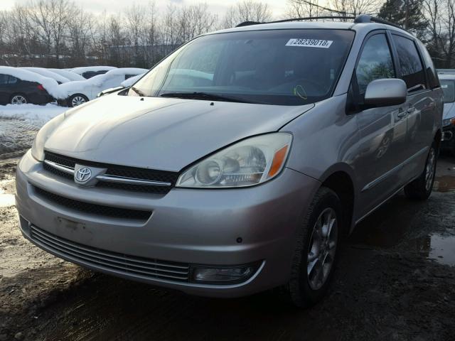 5TDBA22C15S052301 - 2005 TOYOTA SIENNA XLE SILVER photo 2