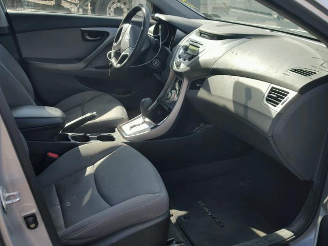 5NPDH4AE8CH073491 - 2012 HYUNDAI ELANTRA GL SILVER photo 5