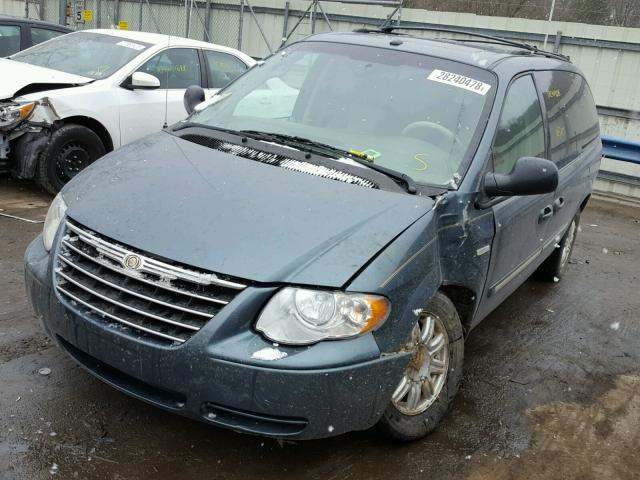 2A4GP54L07R158019 - 2007 CHRYSLER TOWN & COU BLUE photo 2