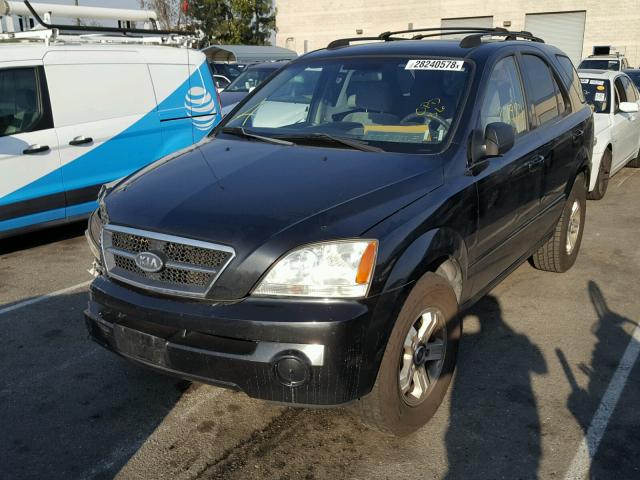 KNDJD733045318412 - 2004 KIA SORENTO EX BLACK photo 2