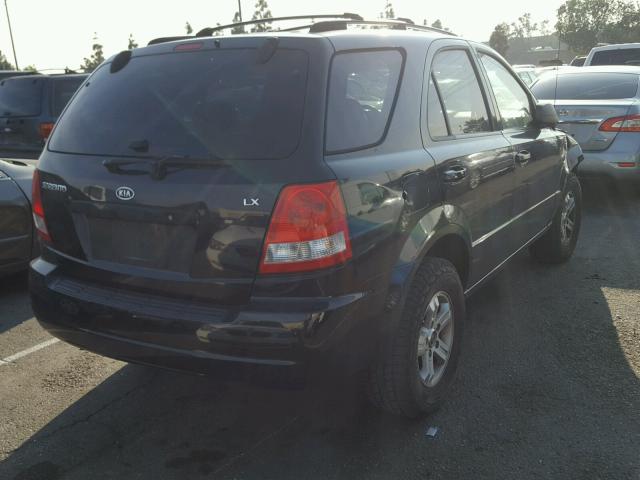 KNDJD733045318412 - 2004 KIA SORENTO EX BLACK photo 4