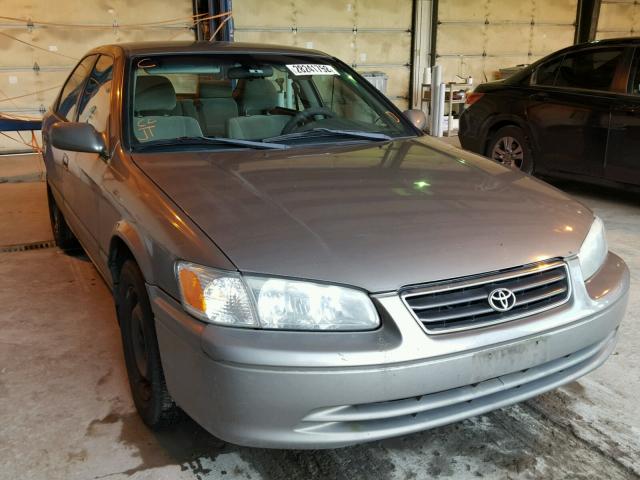 4T1BG22K91U082704 - 2001 TOYOTA CAMRY CE GRAY photo 1