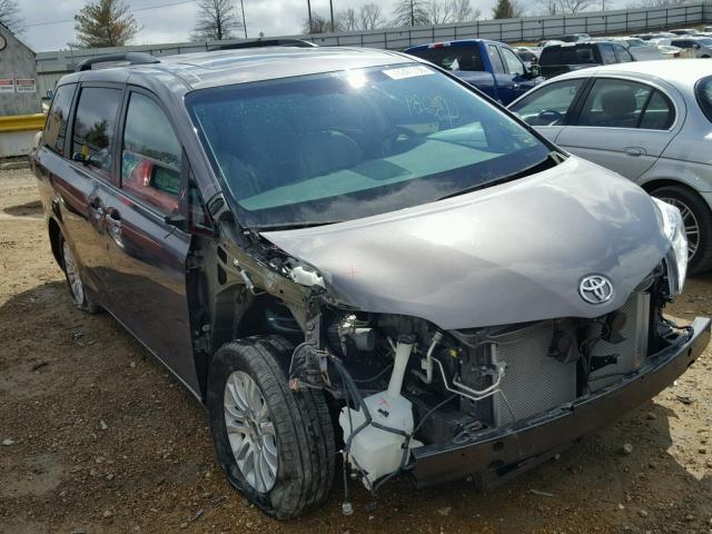 5TDYK3DC5DS330965 - 2013 TOYOTA SIENNA XLE GRAY photo 1