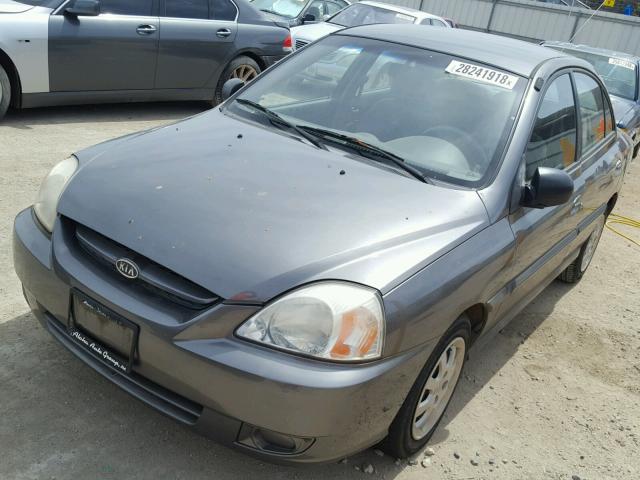 KNADC125356378497 - 2005 KIA RIO BEIGE photo 2