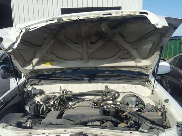 5TDZT38AX2S078962 - 2002 TOYOTA SEQUOIA LI WHITE photo 7