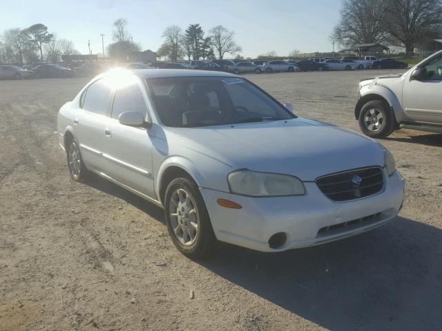 JN1CA31D21T608344 - 2001 NISSAN MAXIMA GXE WHITE photo 1