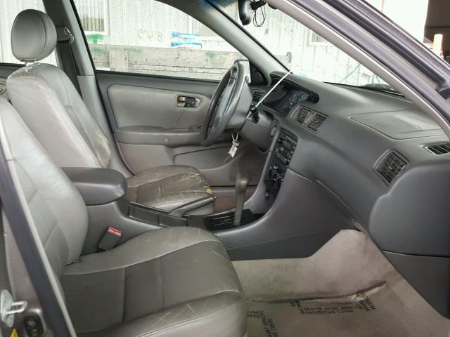 4T1BF28K7XU083725 - 1999 TOYOTA CAMRY LE GRAY photo 5