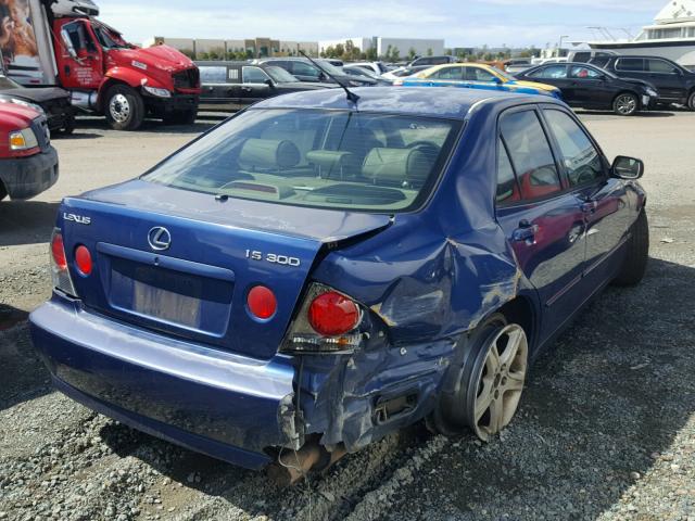 JTHBD192930068341 - 2003 LEXUS IS 300 BLUE photo 4