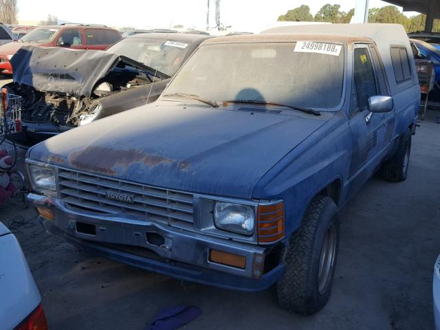 JT4RN56D7F5046923 - 1985 TOYOTA PICKUP XTR BLUE photo 2