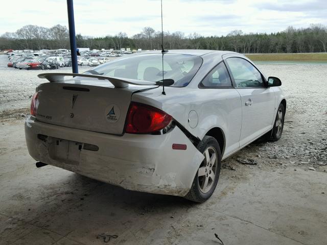 1G2AS18H597196573 - 2009 PONTIAC G5 WHITE photo 4