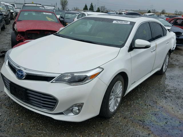 4T1BD1EB1FU048021 - 2015 TOYOTA AVALON HYB WHITE photo 2