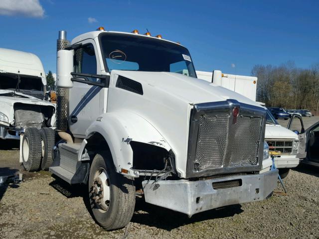 1XKZAP8X8GJ105960 - 2016 KENWORTH CONSTRUCTI WHITE photo 1