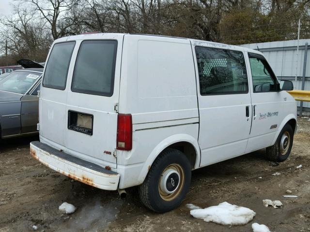 1GCDM15Z2RB175502 - 1994 CHEVROLET ASTRO WHITE photo 4