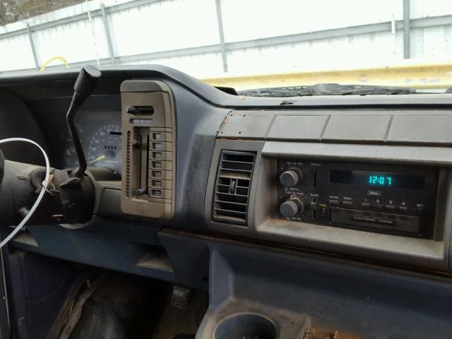 1GCDM15Z2RB175502 - 1994 CHEVROLET ASTRO WHITE photo 9