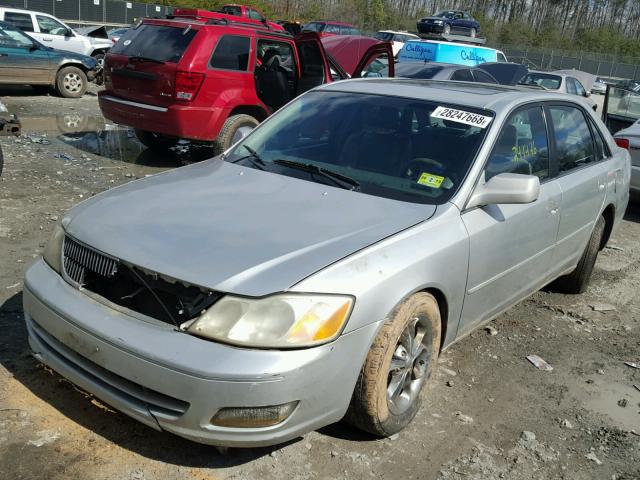 4T1BF28B91U169531 - 2001 TOYOTA AVALON XL SILVER photo 2