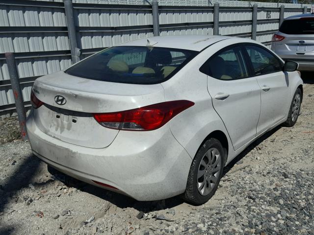 5NPDH4AE1BH025717 - 2011 HYUNDAI ELANTRA GL WHITE photo 4