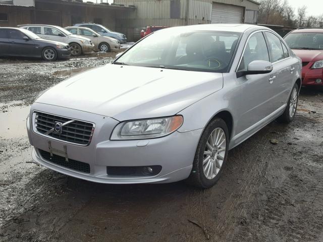 YV1AS982281068308 - 2008 VOLVO S80 3.2 SILVER photo 2