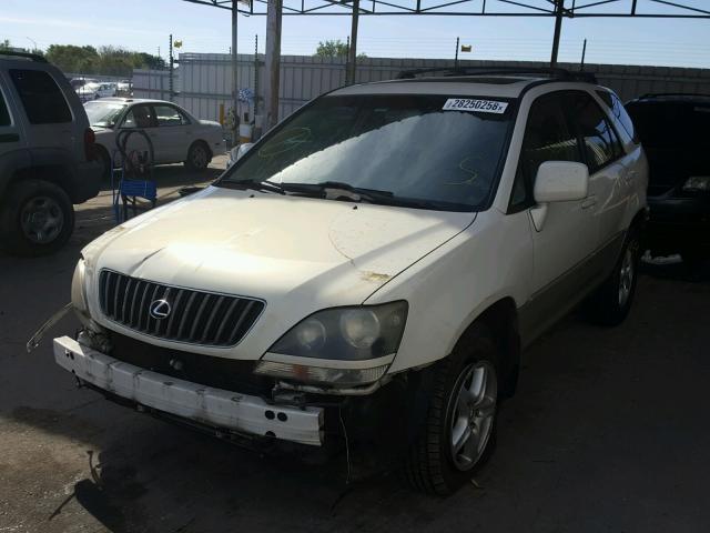 JT6HF10U6Y0145296 - 2000 LEXUS RX 300 WHITE photo 2