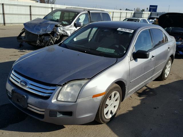 3FAHP06Z77R274588 - 2007 FORD FUSION S GRAY photo 2