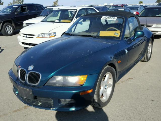 4USCH3333XLF40560 - 1999 BMW Z3 2.8 GREEN photo 2