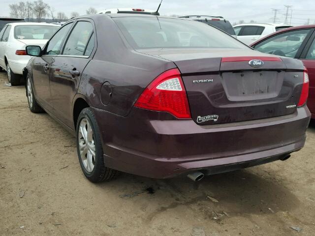 3FAHP0HG0CR273983 - 2012 FORD FUSION SE MAROON photo 3