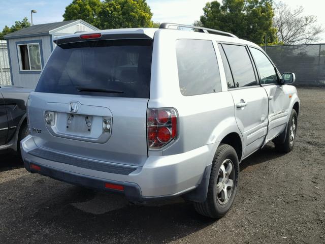 5FNYF28466B016041 - 2006 HONDA PILOT EX SILVER photo 4