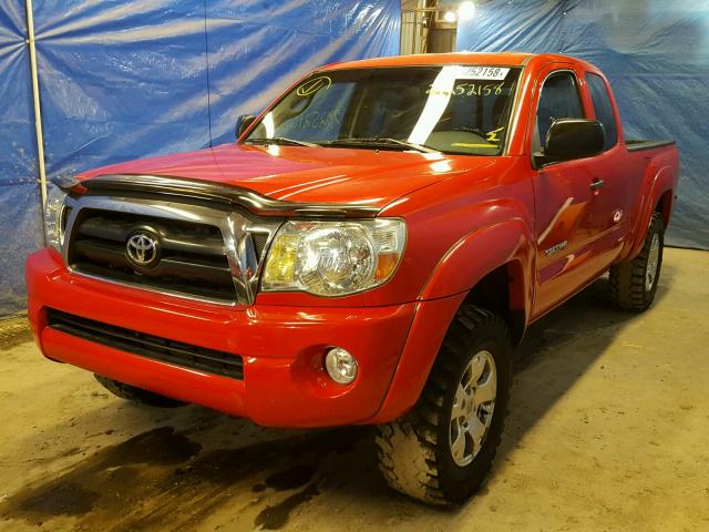 5TEUX42N15Z034744 - 2005 TOYOTA TACOMA ACC RED photo 2