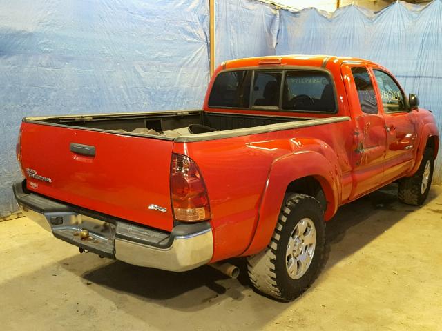 5TEUX42N15Z034744 - 2005 TOYOTA TACOMA ACC RED photo 4