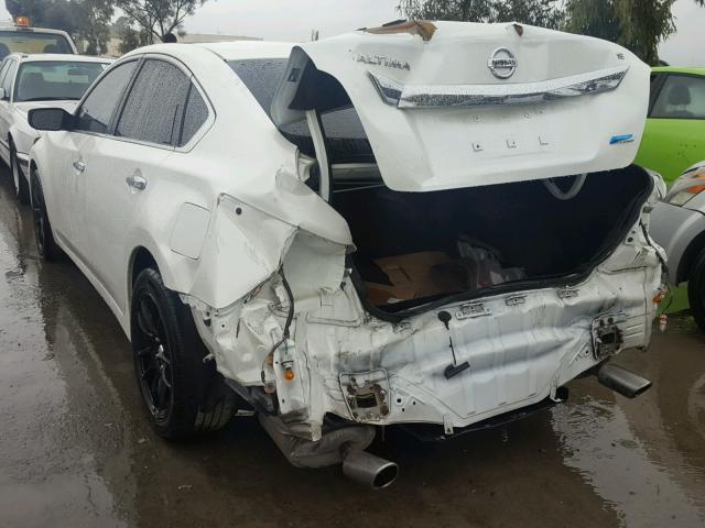 1N4AL3AP8DN572666 - 2013 NISSAN ALTIMA 2.5 WHITE photo 3