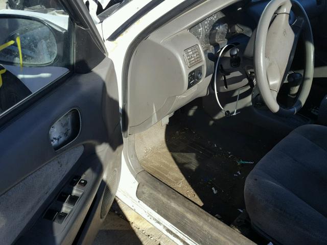 1Y1SK5281WZ430820 - 1998 CHEVROLET GEO PRIZM 白色 照片 9