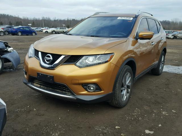 5N1AT2MV2FC778574 - 2015 NISSAN ROGUE S GOLD photo 2