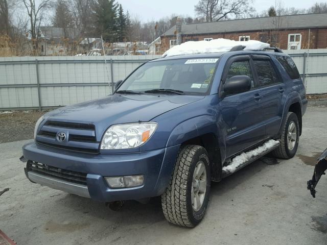 JTEBU14R640035980 - 2004 TOYOTA 4RUNNER SR BLUE photo 2