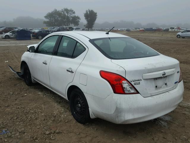 3N1CN7AP9CL890947 - 2012 NISSAN VERSA S WHITE photo 3