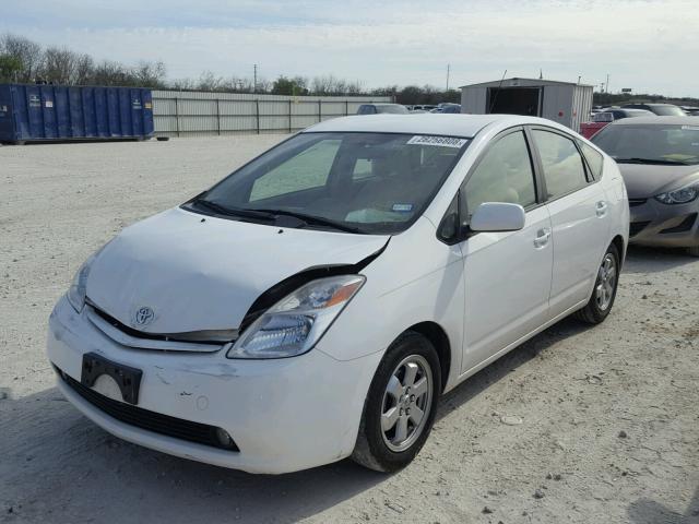 JTDKB20U040103118 - 2004 TOYOTA PRIUS WHITE photo 2