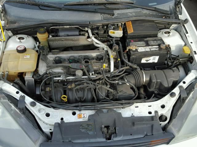 1FAFP36Z84W158155 - 2004 FORD FOCUS SE WHITE photo 7