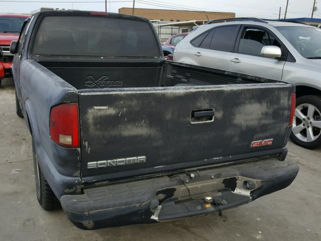 1GTCS19H938141869 - 2003 GMC SONOMA BLACK photo 3