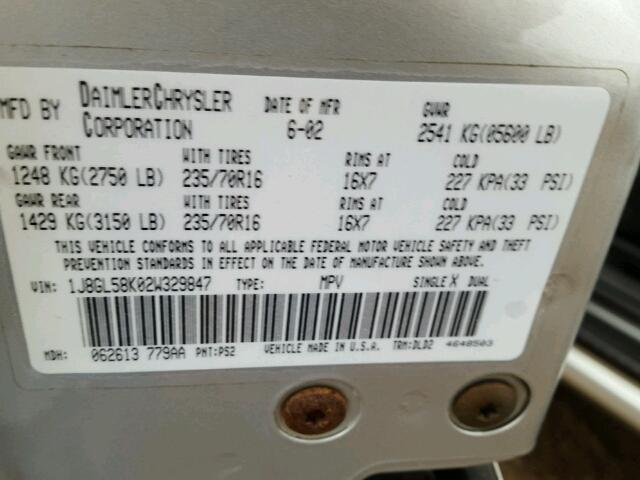 1J8GL58K02W329847 - 2002 JEEP LIBERTY LI SILVER photo 10