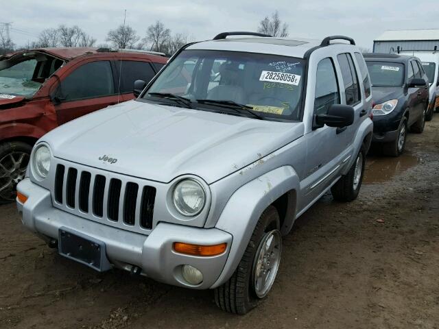 1J8GL58K02W329847 - 2002 JEEP LIBERTY LI SILVER photo 2