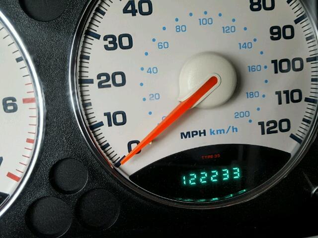 1J8GL58K02W329847 - 2002 JEEP LIBERTY LI SILVER photo 8