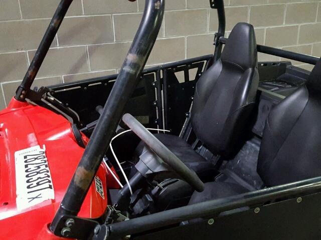 4XAVE76A8DF260236 - 2013 POLARIS RZR 800 S RED photo 17