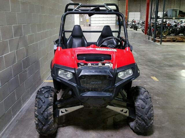 4XAVE76A8DF260236 - 2013 POLARIS RZR 800 S RED photo 2